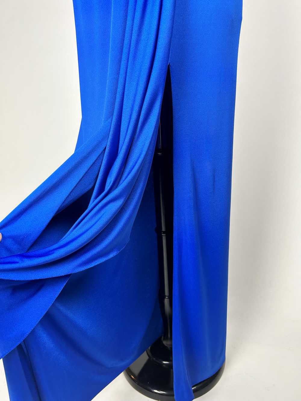 Electric blue lycra jersey evening dress by Loris… - image 8