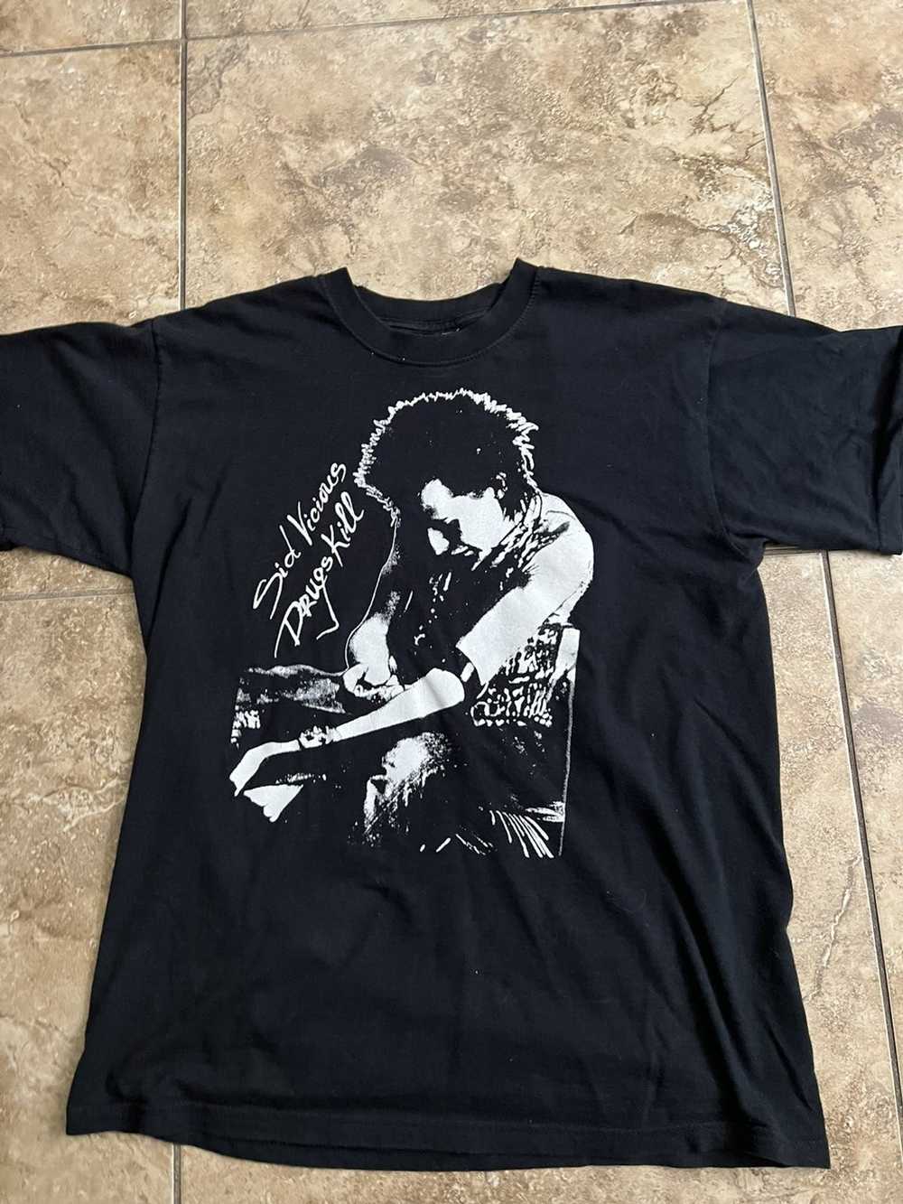 Band Tees Sex Pistols Rare tee - image 4