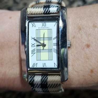 Y625ꕤレア Burberrys バーバリー 腕時計 ヴィンテージ 正規品 白 BURBERRY - ヴィンテージ バーバリー腕時計 の通販 by ともぽん