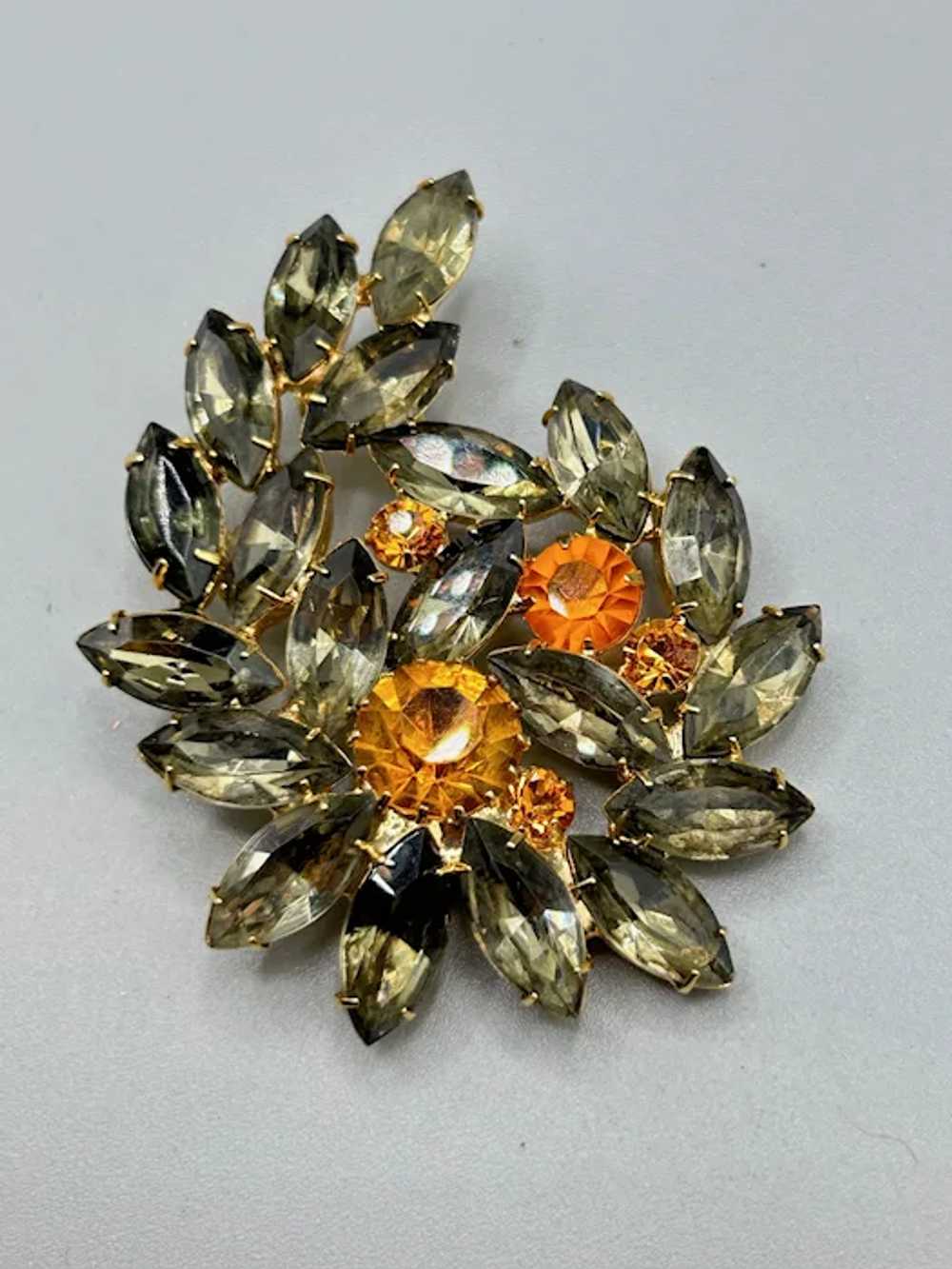 Vintage Rhinestones Brooch Smokey & Orange Glass … - image 4