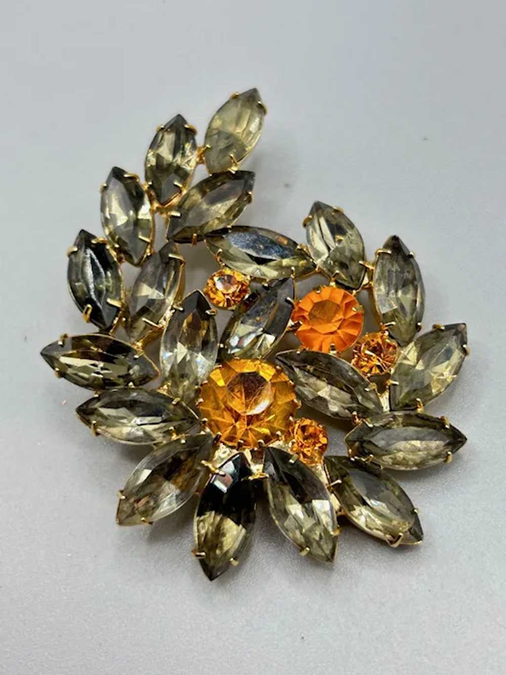 Vintage Rhinestones Brooch Smokey & Orange Glass … - image 5