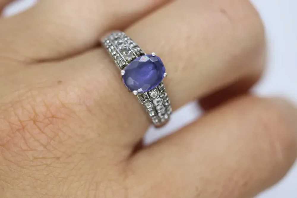 Tanzanite and diamond ring. 14k Blue Tanzanite so… - image 6
