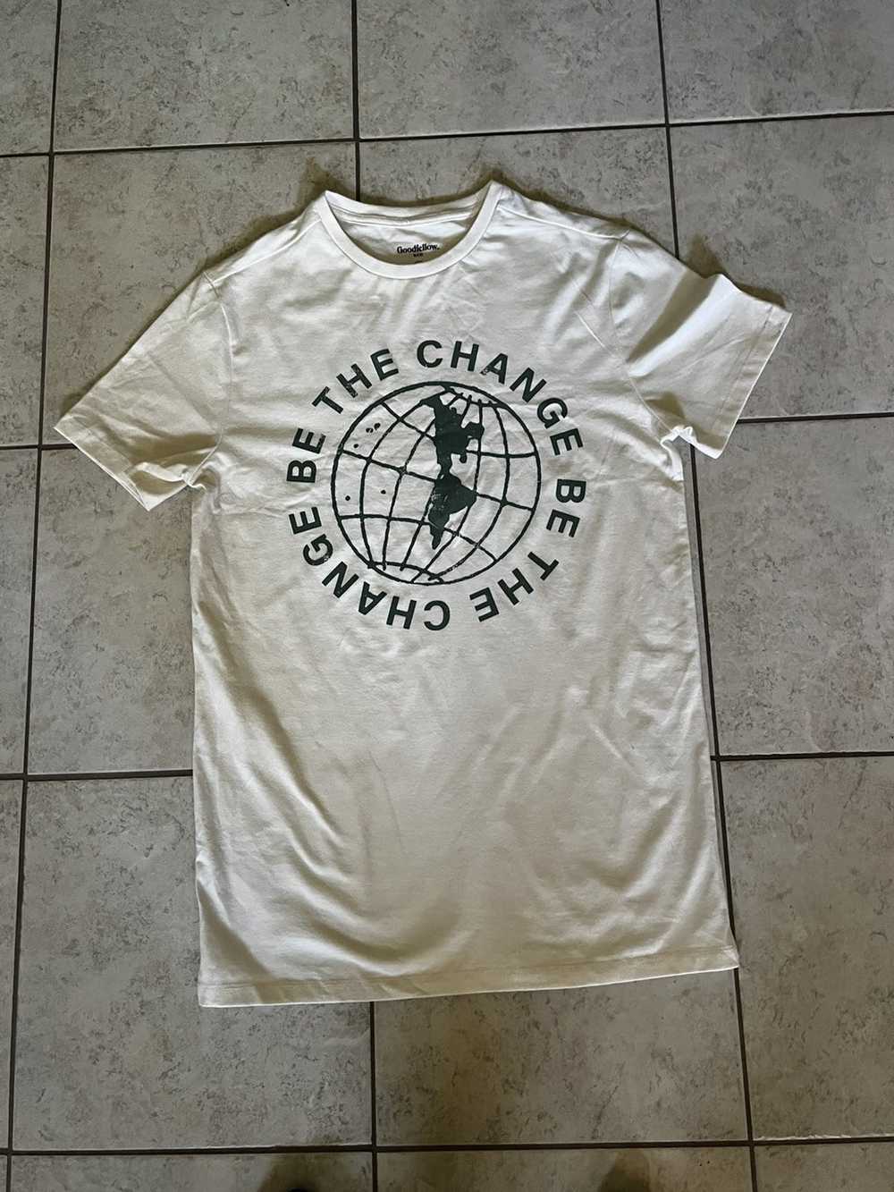 Vintage Goodfellow Graphic T-shirt “Be The Change” - image 1