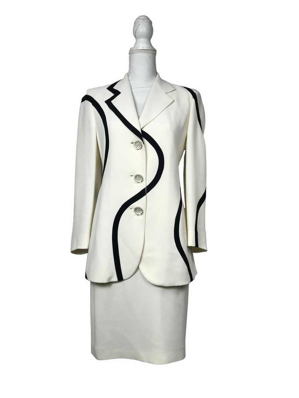 Vintage 1990 Iconic Moschino, Cheap & Chic suit - image 1