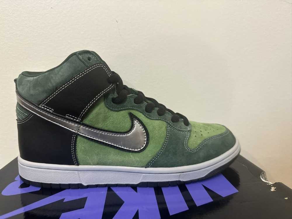 Nike × Rare × Vintage Nike “Brut” Dunk High (2007) - image 9