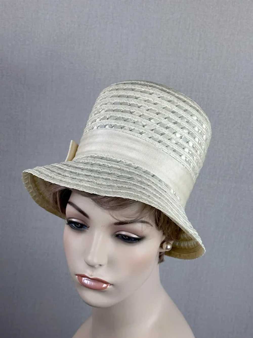 70s Ivory Straw Cloche Church Hat, Sz 21 1/2, VFG - image 7