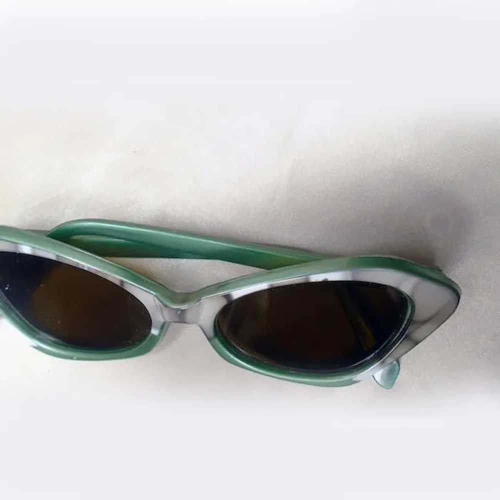 Retro Cateye Green Retro Marble Look Sunglasses - image 2