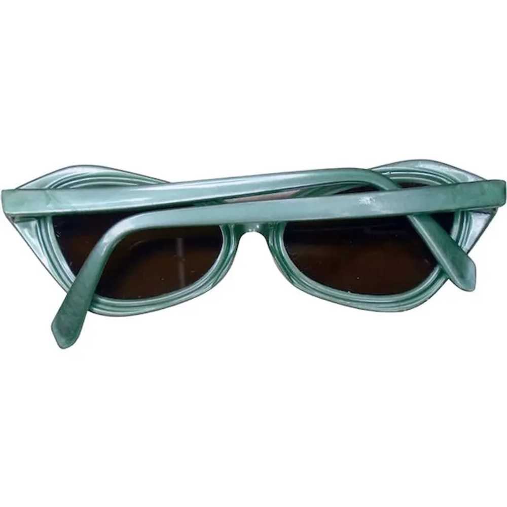 Retro Cateye Green Retro Marble Look Sunglasses - image 6