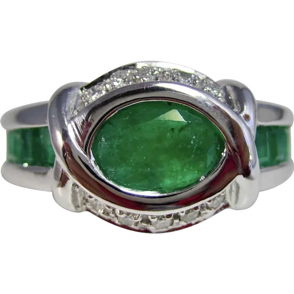 Vintage Estate Emerald & Diamond Ring 18K - image 1