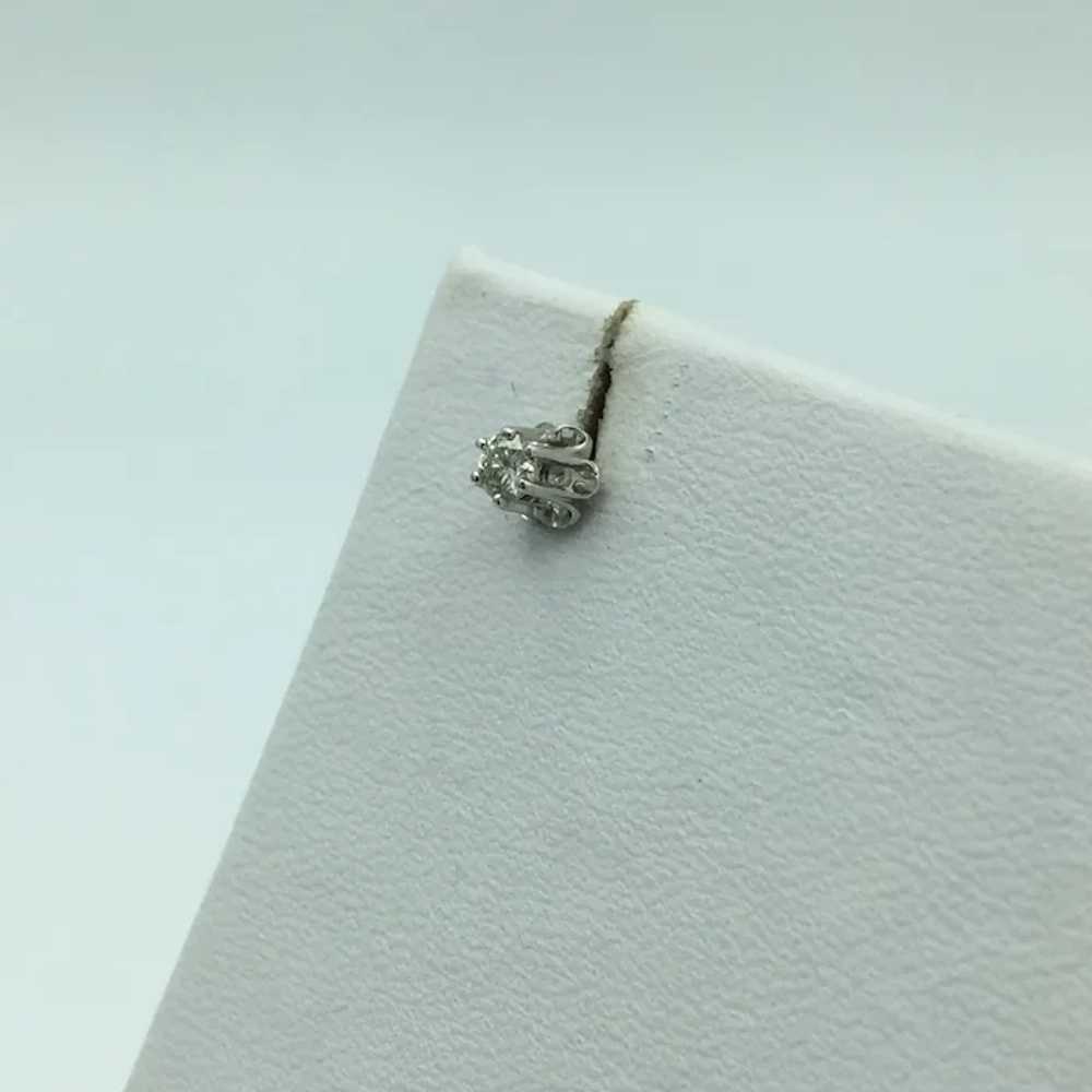 14K .14 CTW Diamond Stud Earrings - image 5