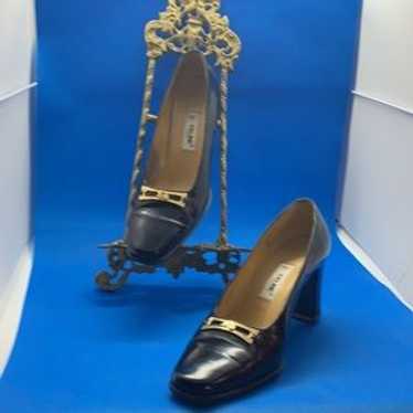 靴 Vintage celine shoes CELINE Vintage Burgundy Leather and Gold Link Chain Heels