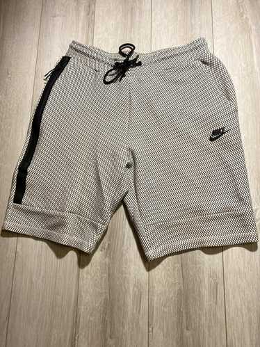 Nike × Sportswear NIKE TECH FLEECE PRINTED SHORT