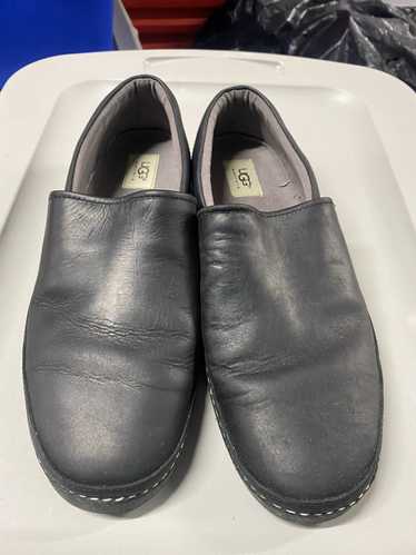 Ugg UGG Reefton Leather Loafer Slip On Shoe
