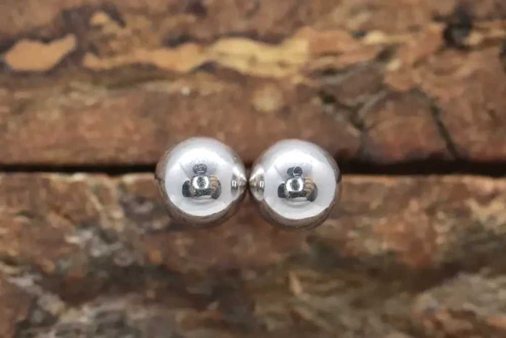 18k Gold Ball Dainty earrings. White Gold Jacmel.… - image 5