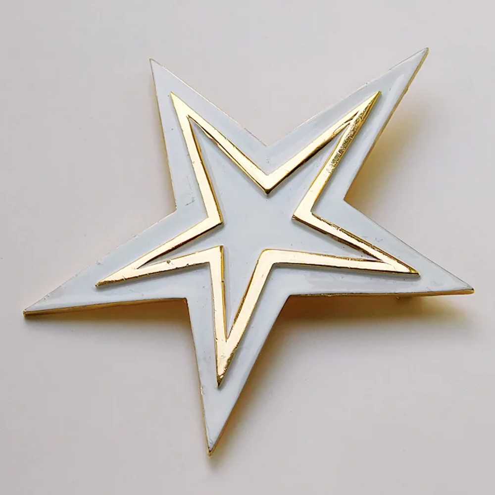 Fabulous TRIFARI White Enamel STAR Design Vintage… - image 2