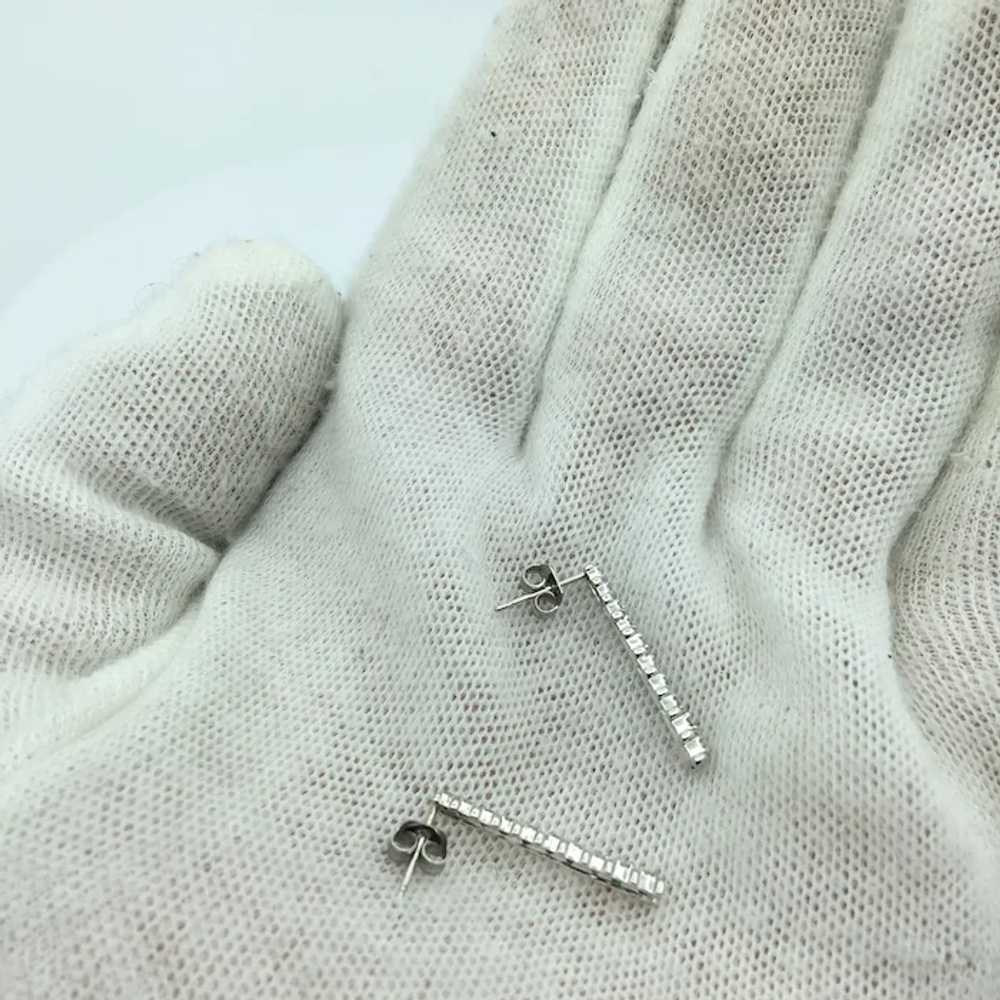 14K .30 CTW Diamond Earrings - image 8