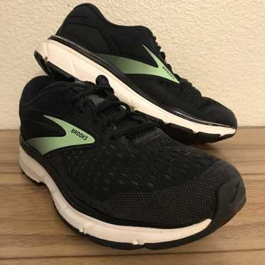 Brooks clearance dyad green