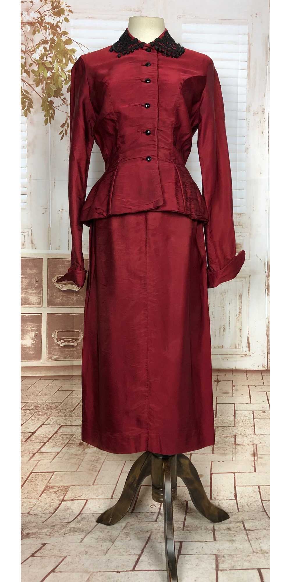 Exquisite Original 1940s Vintage Red And Black Fe… - image 4