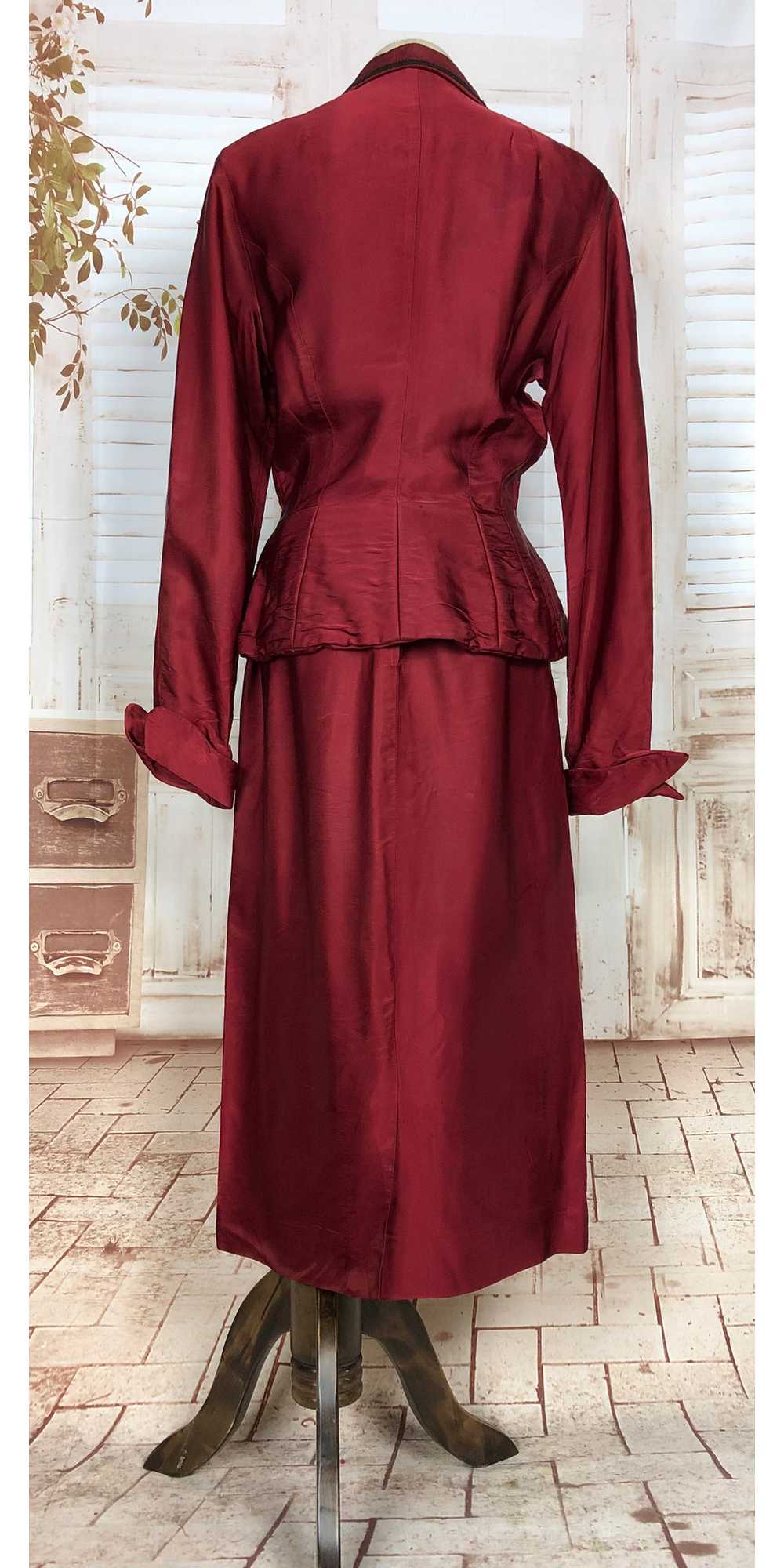 Exquisite Original 1940s Vintage Red And Black Fe… - image 8