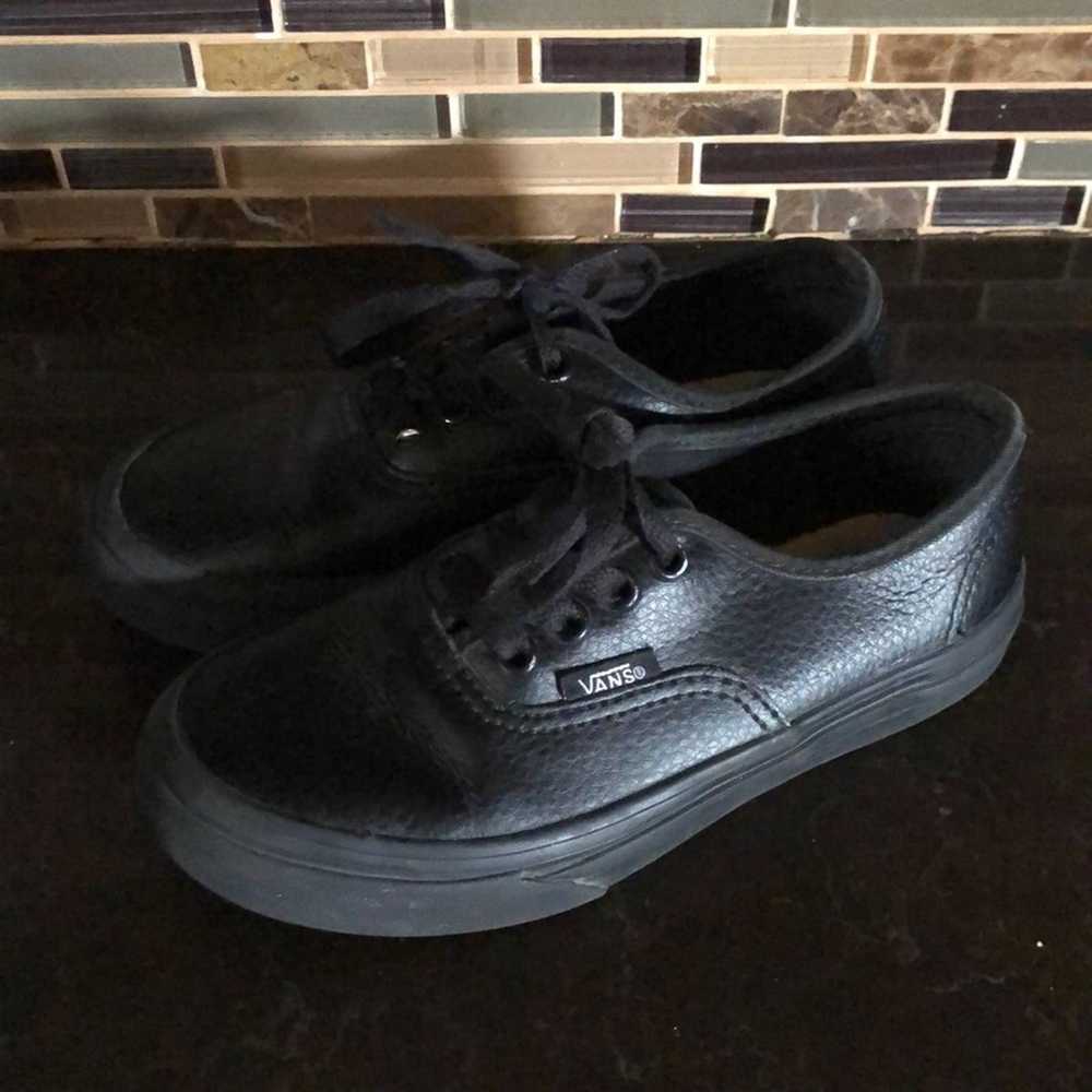 Vans Vans black on black kids shoes size - image 2