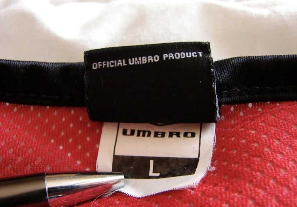 Umbro × Vintage Vintage 90s Umbro Red Mesh Jersey… - image 5