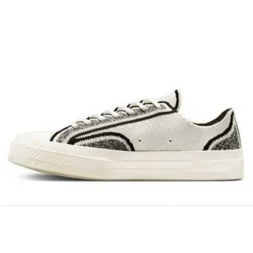 Converse Trainers - image 3