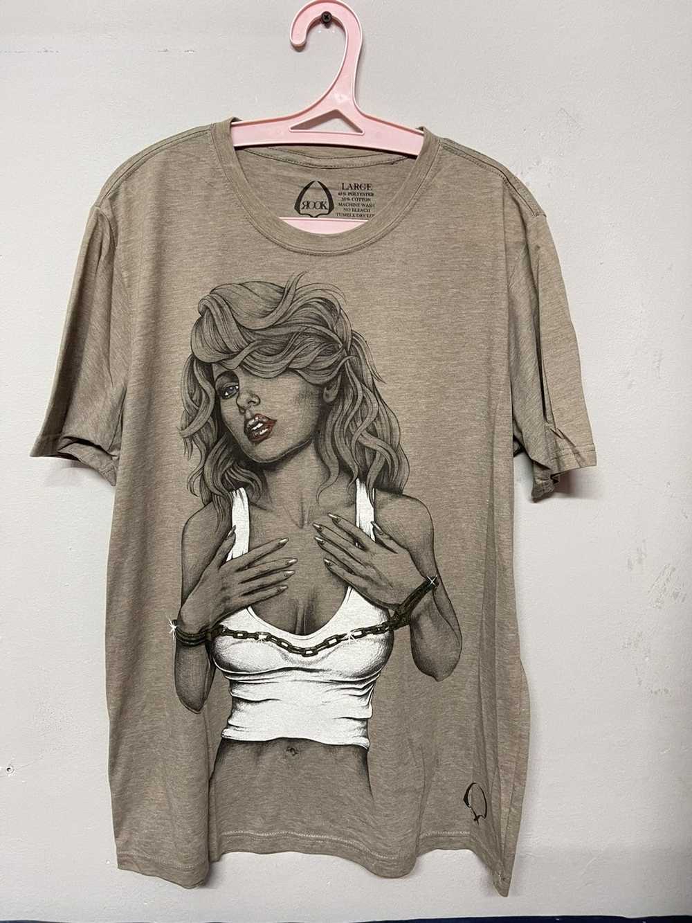 Designer × Streetwear Rook design t shirt - image 1