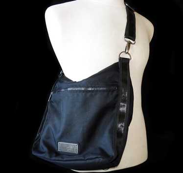 LC x Réu - Reuse Store - S$799🉐 saffinao messenger bag, size: 33/28/6cm,  retail 4K+, good condition