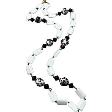 Vintage FREIRICH Necklace Black White Beaded Stran