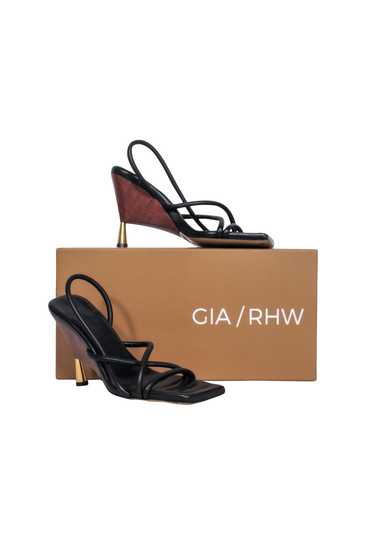 Gia Borghni - Black Strappy "Rosie 2" Pump w/ Wood