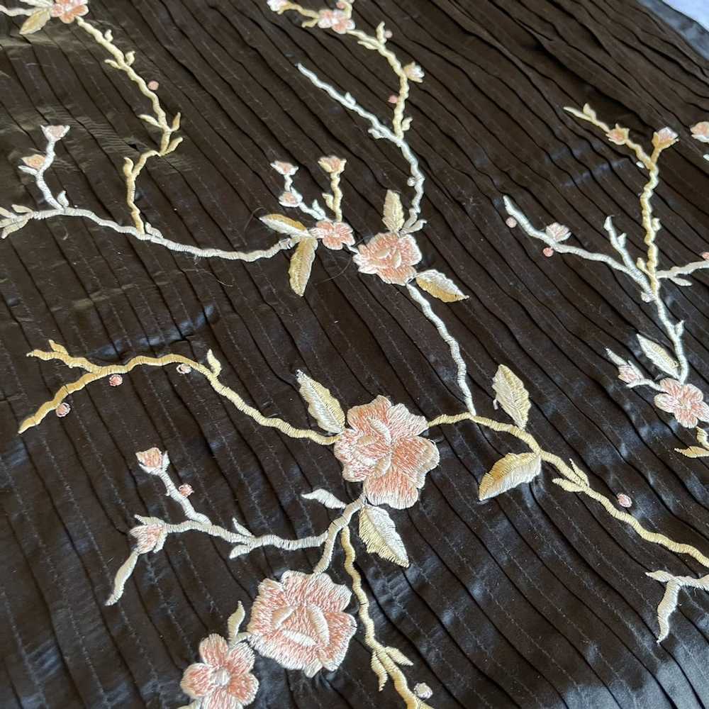 Vintage Vintage Oversized Embroidered Black Flora… - image 6