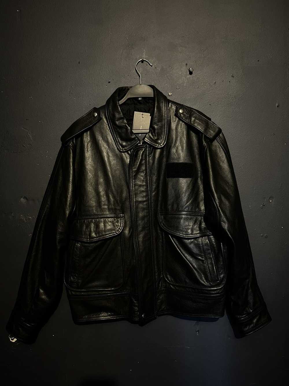 Vintage Vintage leather bomber jacket early 90s - image 1