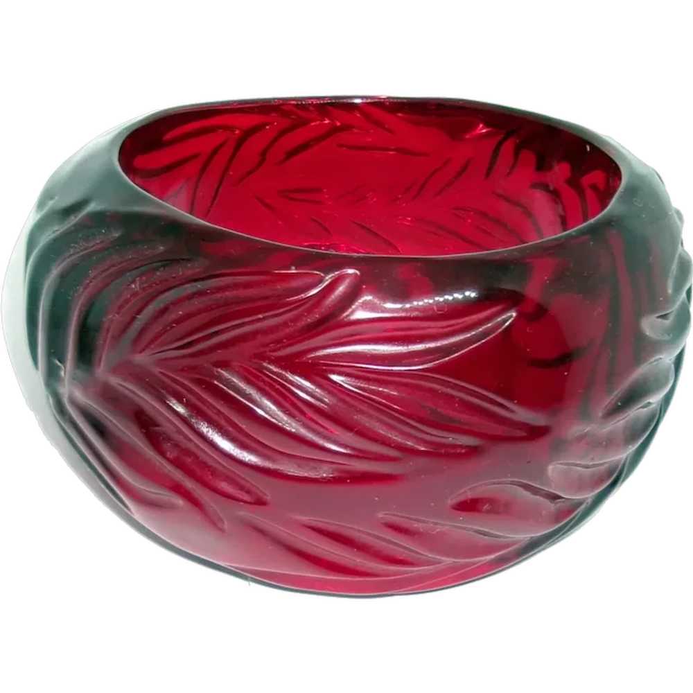 Deep Raspberry Carved Lucite Bangle - image 1