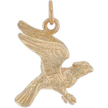 Rare 14k Yellow Gold deals Polished Flying Seagull Charm Detailed