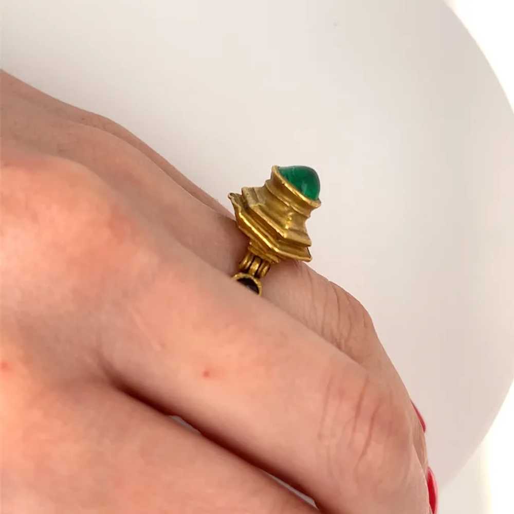 22K Gold Egyptian Revival Emerald and Garnet Mova… - image 6