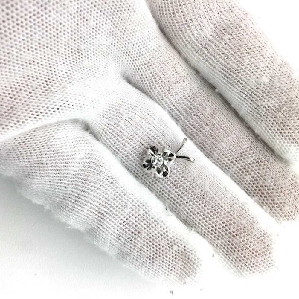 14K White Gold .15ct Diamond Flower Pendant - image 3