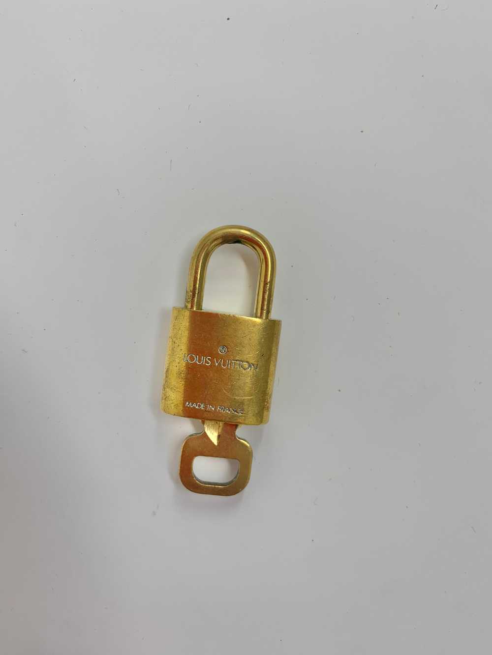 Louis Vuitton Vintage Locket & Key - image 3