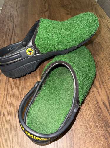 Chinatown grass crocs hot sale