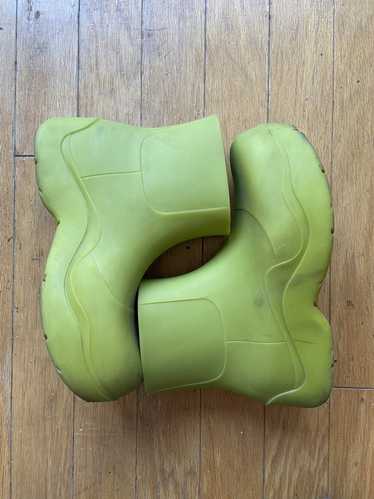 Bottega Veneta Bottega Veneta green puddle boots. - image 1