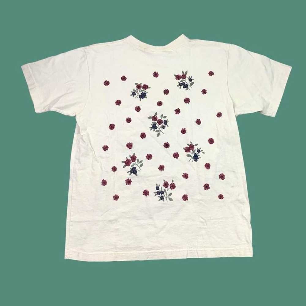 Vintage 90s flower t-shirt - image 2