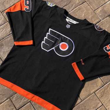 Vintage Reebok NHL store Philadelphia Flyers Hockey Sports Athletic Sportswear Jersey