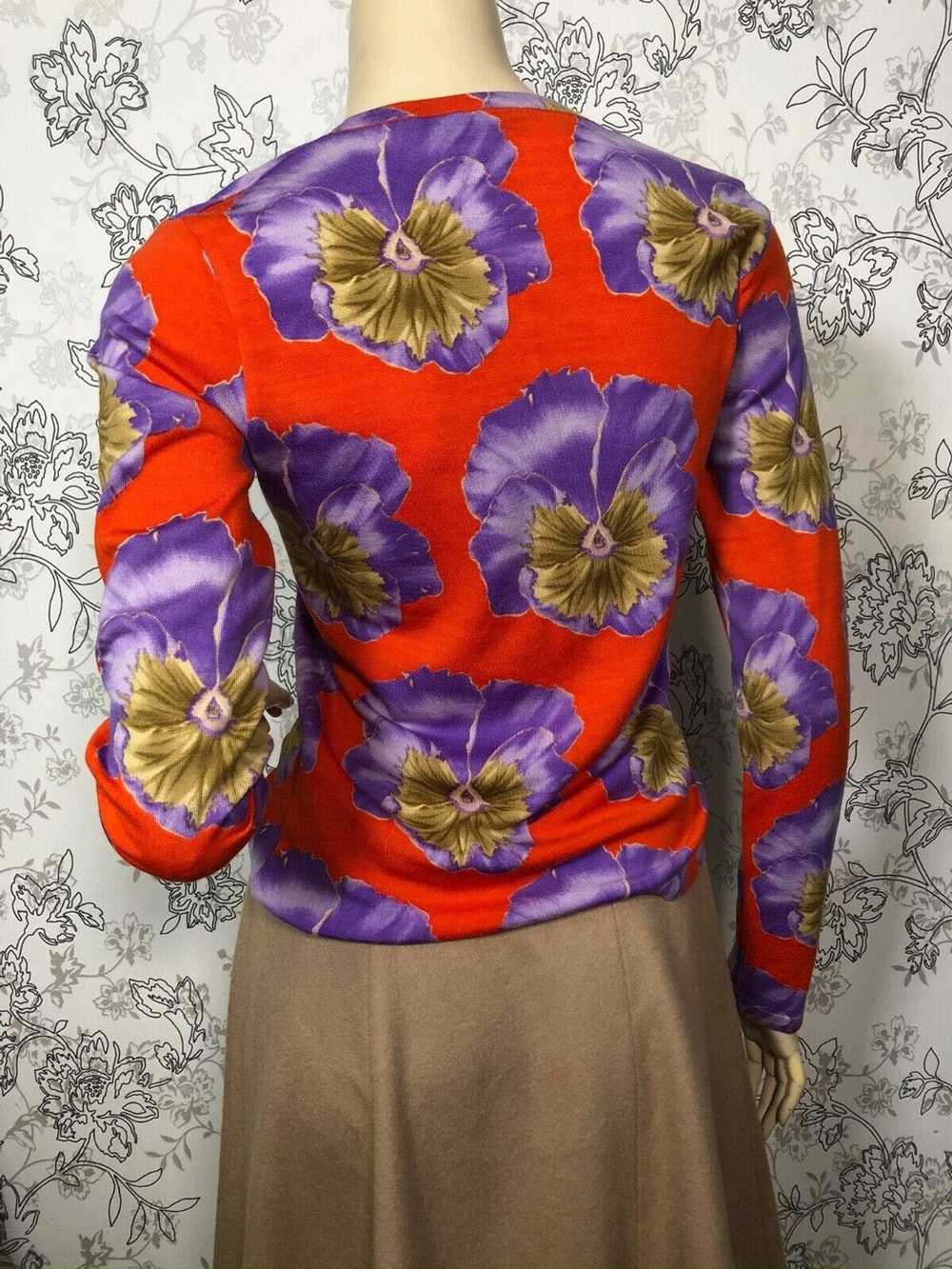 Versace VERSACE Flowers V Neck Wool Pullover Swea… - image 4