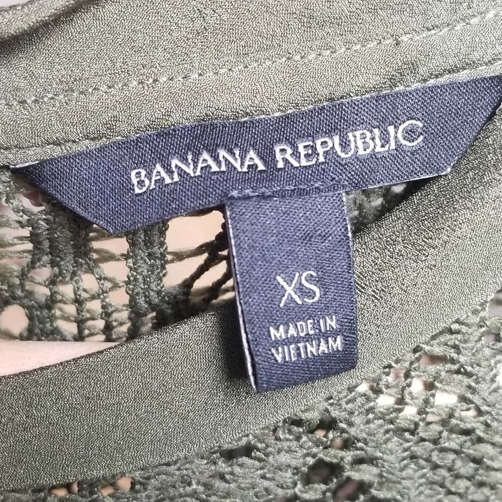 Banana Republic Banana Republic Sheer Lace Top Te… - image 5
