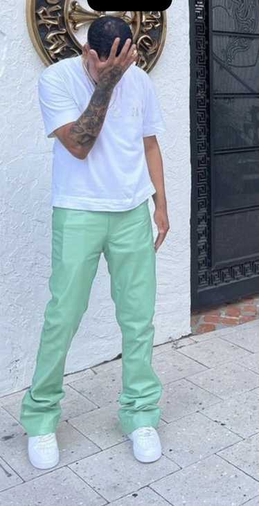 Streetwear Nyrva mint leather stacked pants