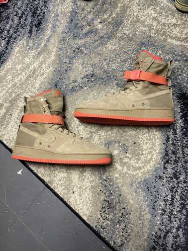 Nike Nike Sf Af1 khaki-rush coral