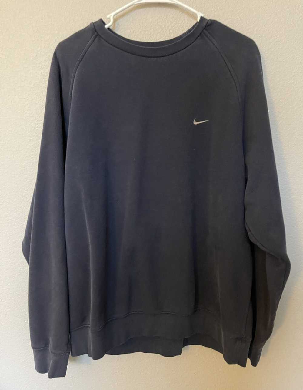 Nike × Vintage Essential plain navy Nike chest sw… - image 1