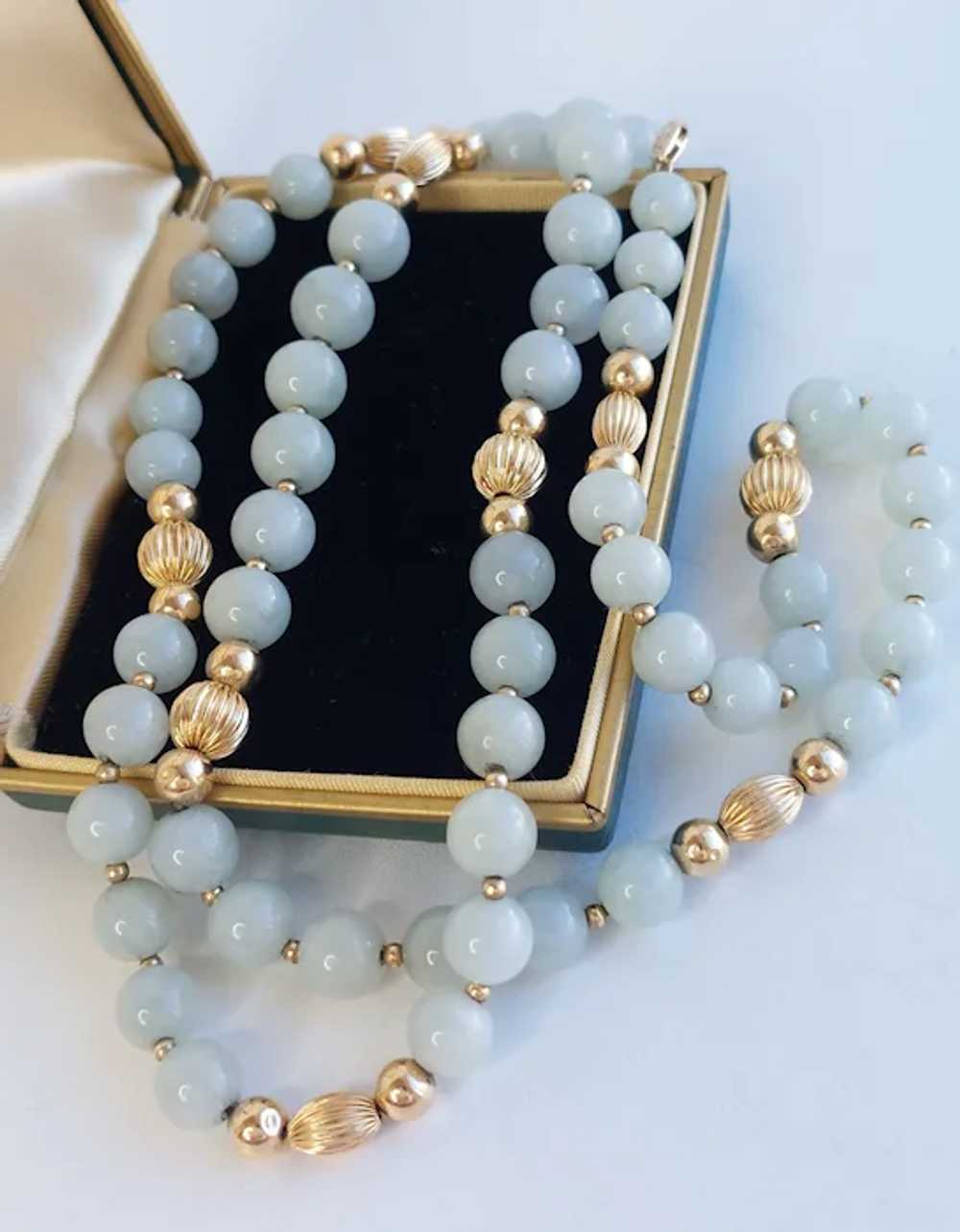 Mid-Century 14K Gold Graduated Natural Light Gree… - image 4