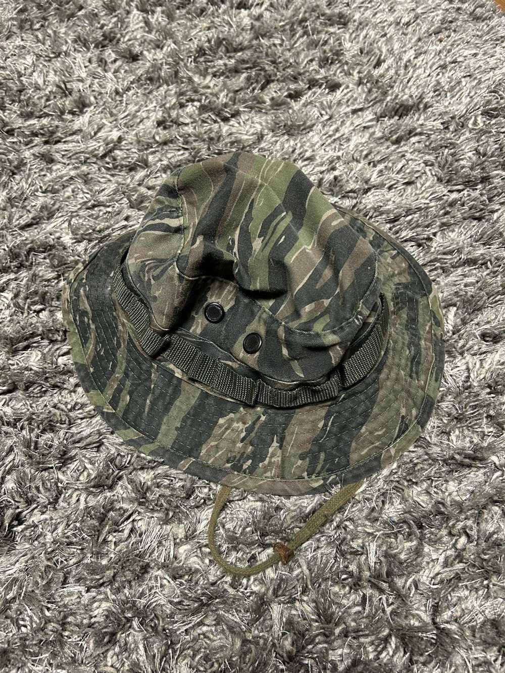 Military × Vintage Vintage 70s Camouflage Bucket … - image 2