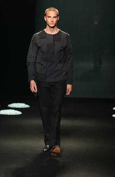 Dirk Schonberger 02SS Destroy patchwork shirt arch