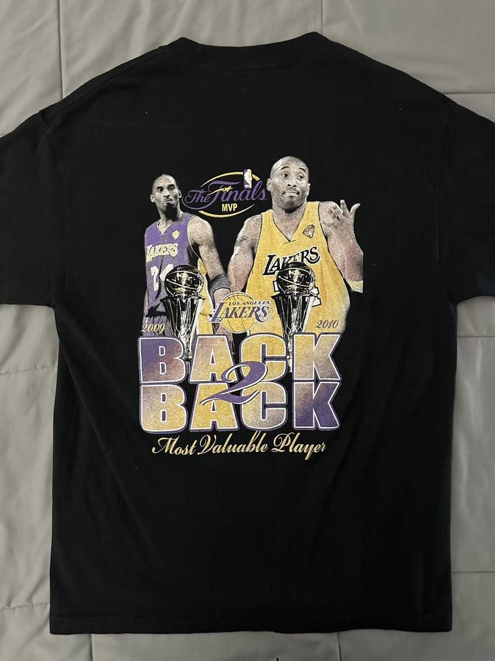 Vintage Lakers Kobe Bryant T-Shirt - image 2